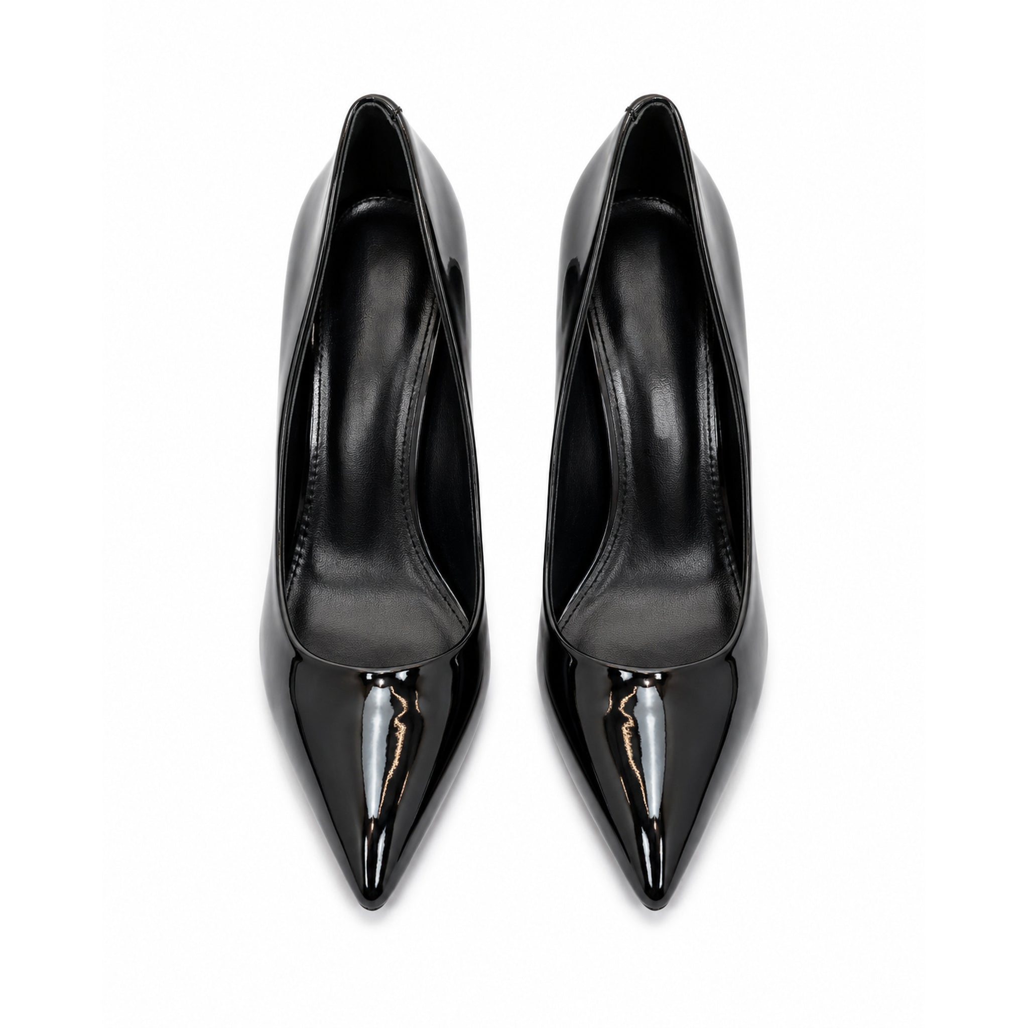 Zapatos de tacón negros de charol con punta fina para mujer